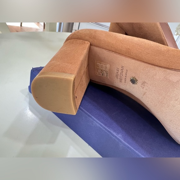 STUART WEITZMAN Suede Pointed Toe Pumps - Picture 10 of 10